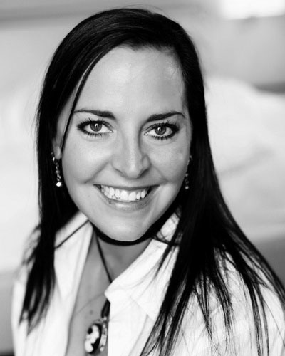 Shelley Woodworth, Personnel & Marketing